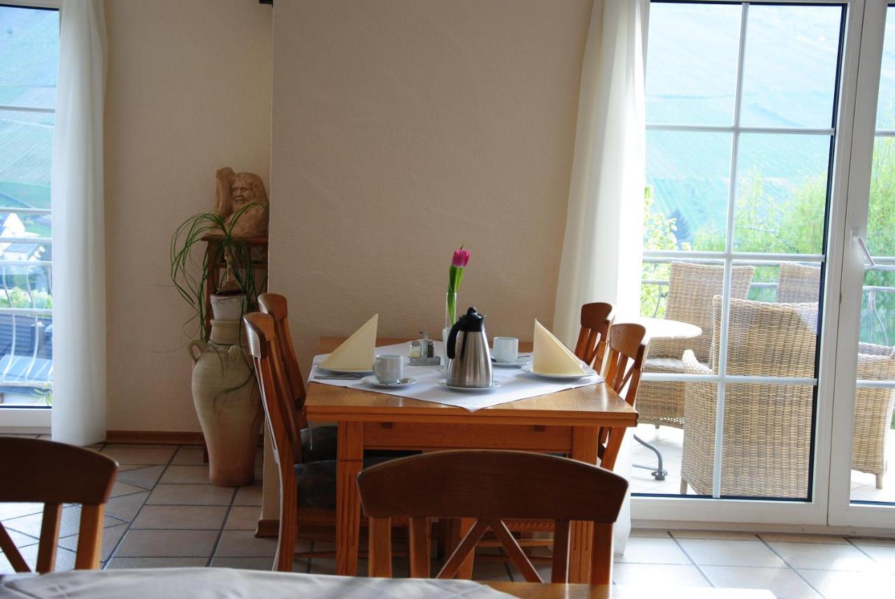 Landhaus Kuntz Lieser Buitenkant foto